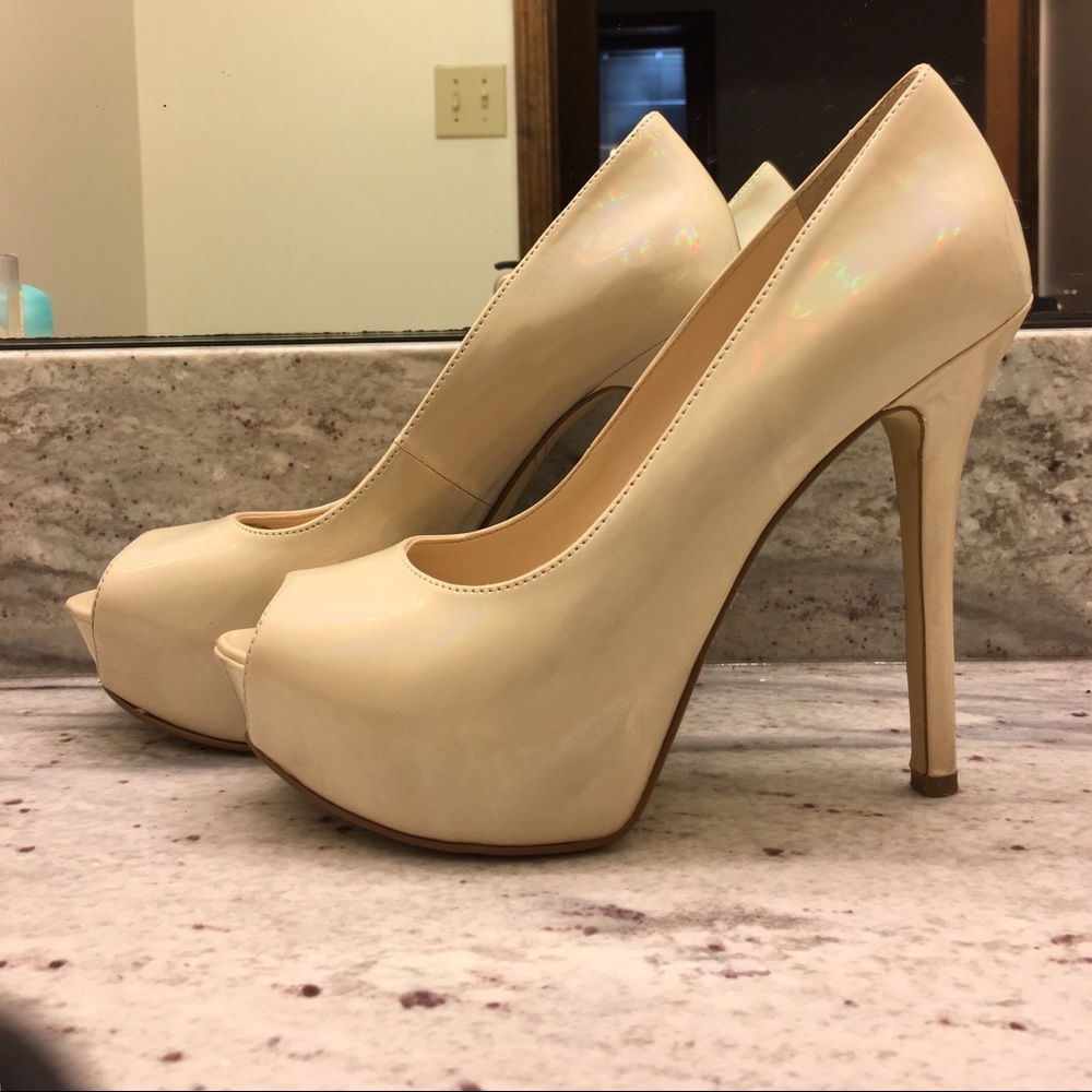 Enzo Angiolini Eatanen Peep Toe Nude Platform Heels